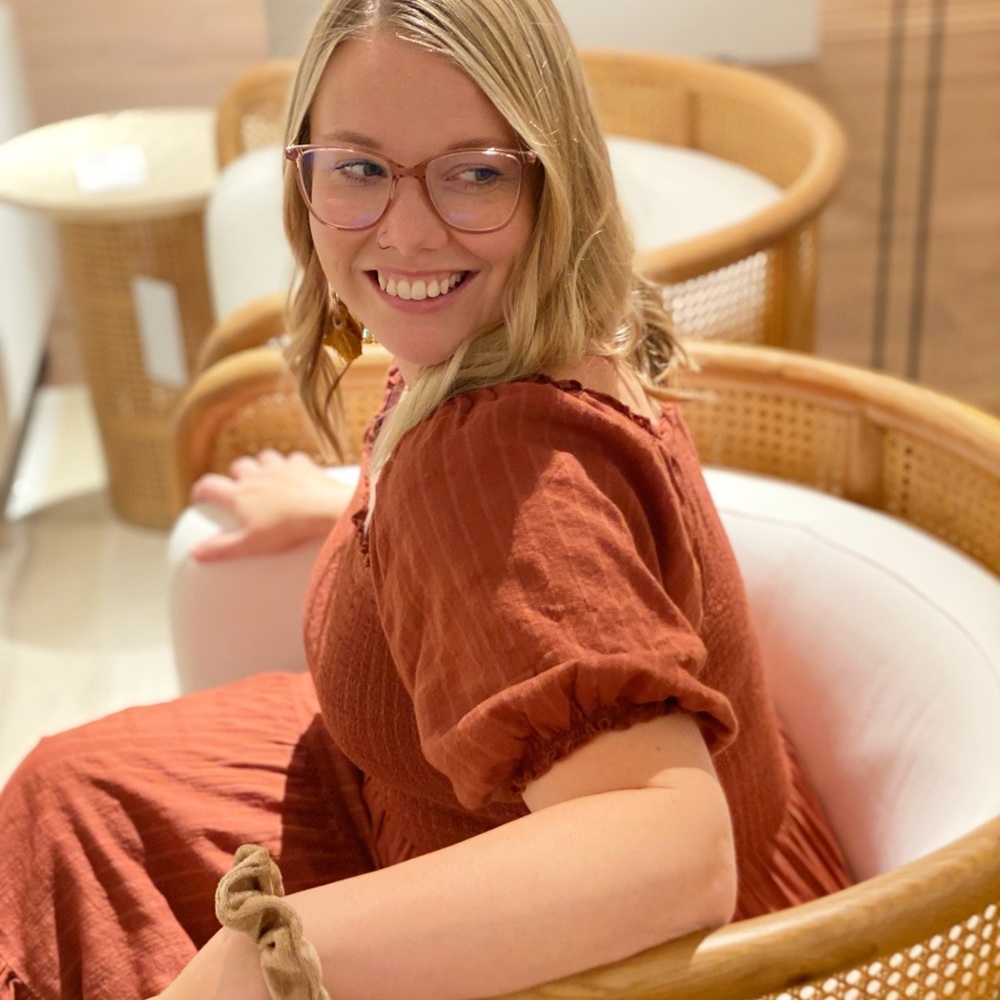 Meet your Posher, Tabitha